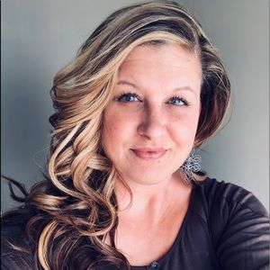 Meet your Posher, Karyn